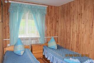 Мини-отель Дом охотника и рыболова Staroselʼye Двухместный номер с 2 отдельными кроватями и душем-2
