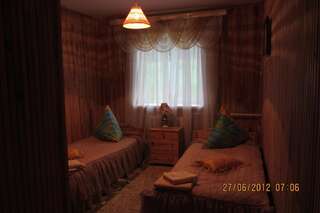 Мини-отель Дом охотника и рыболова Staroselʼye Двухместный номер с 2 отдельными кроватями и душем-3